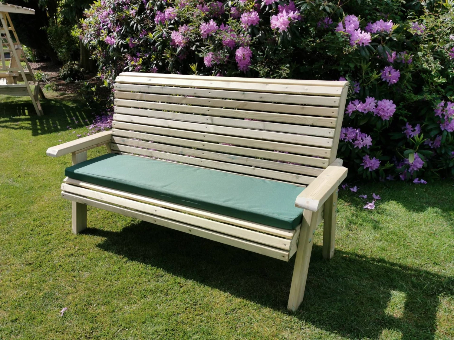 Churnet Valley Ergo 3 Seat Bench 5 Churnet Valley Ergo 3 Seat Bench - Image 3