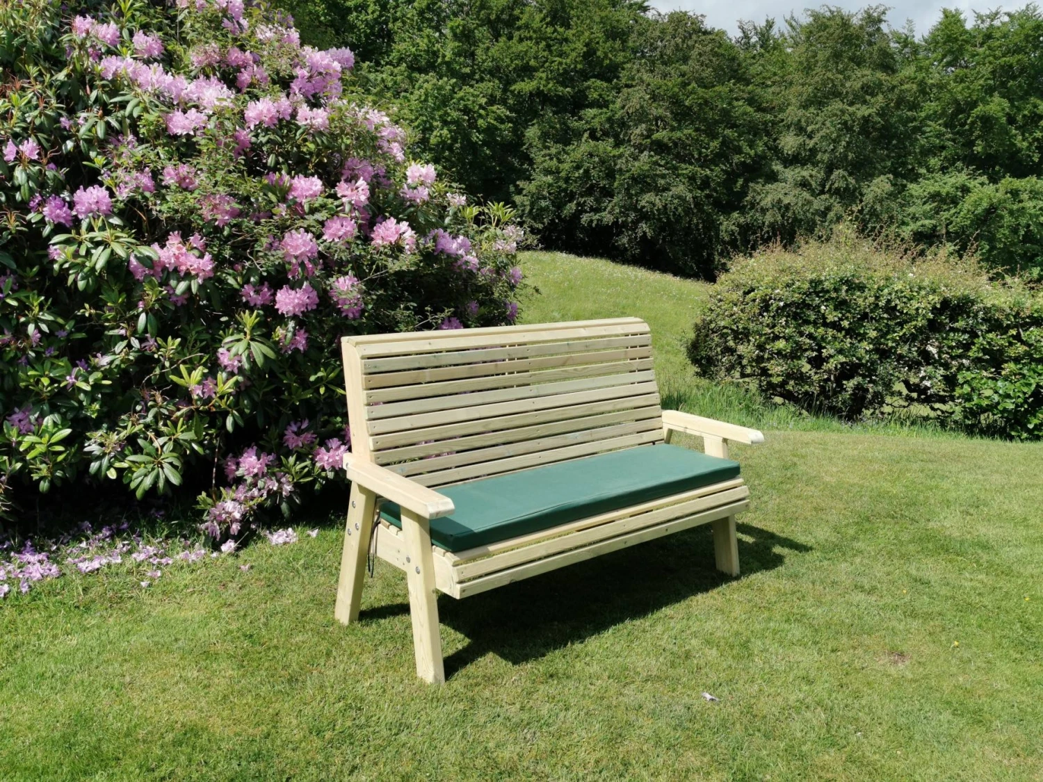Churnet Valley Ergo 3 Seat Bench 6 Churnet Valley Ergo 3 Seat Bench - Image 4
